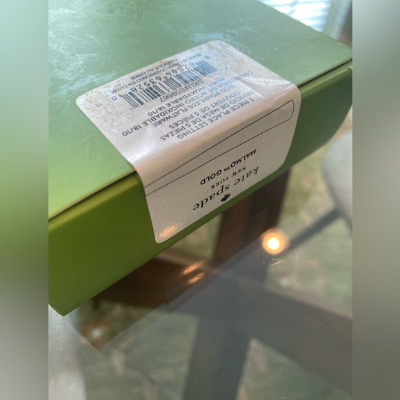 NIB Kate Spade New York Lenox Malmo Gold 5 Piece Place Setting Set - Picture 5 of 6